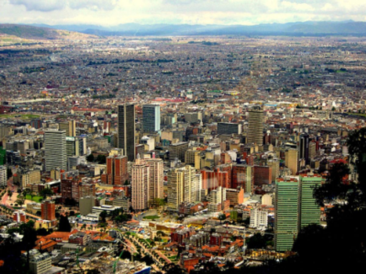 Alcaldes locales de Bogotá están investigados por contratos con corporaciones