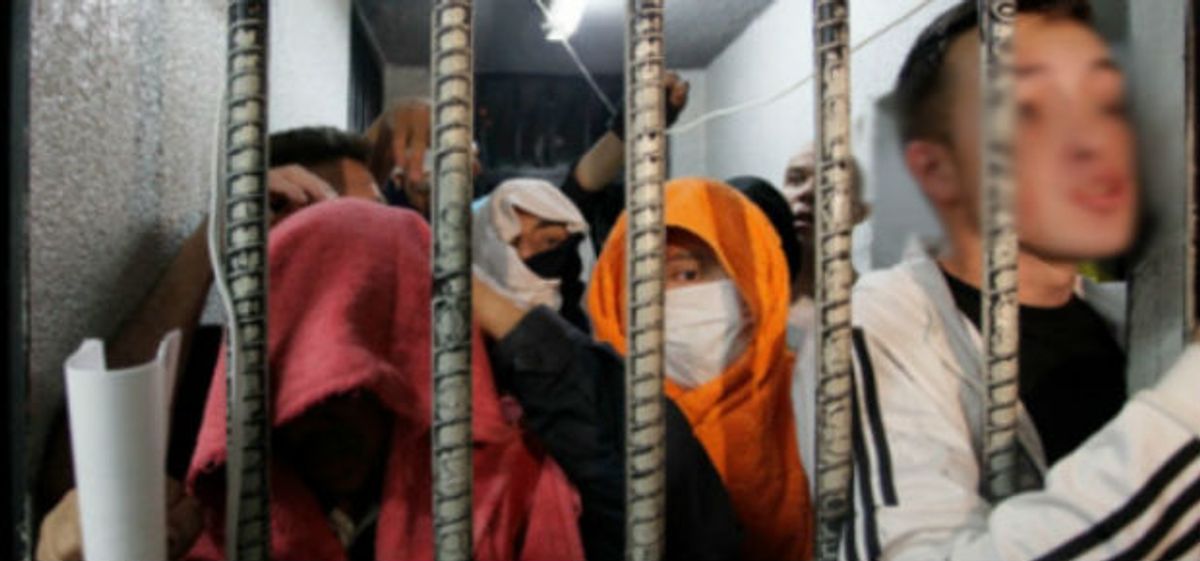 Detenidos de las URI llegan a cárceles sin documentos