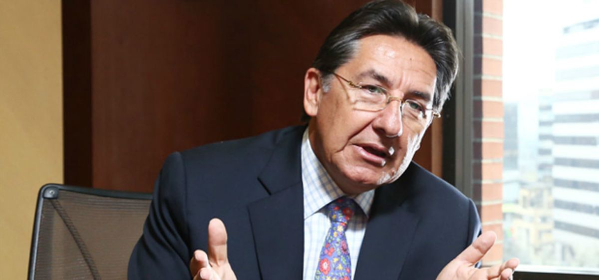 Fiscal Martínez hizo anuncios en contravía de los acuerdos de paz