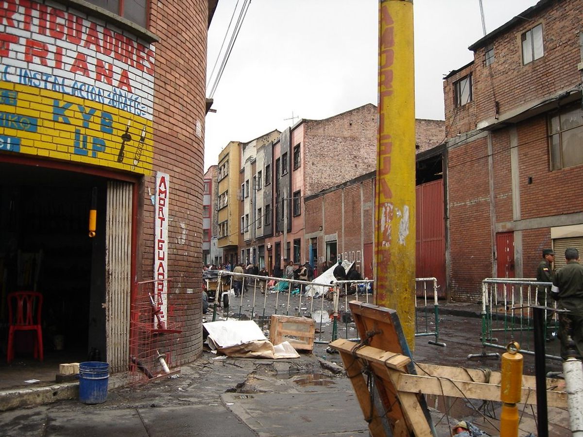 Colegio vecino a los desalojados del Bronx tuvo que cerrar su restaurante