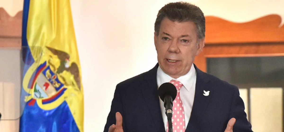 Santos le pide indirectamente a la Corte aprobar el plebiscito