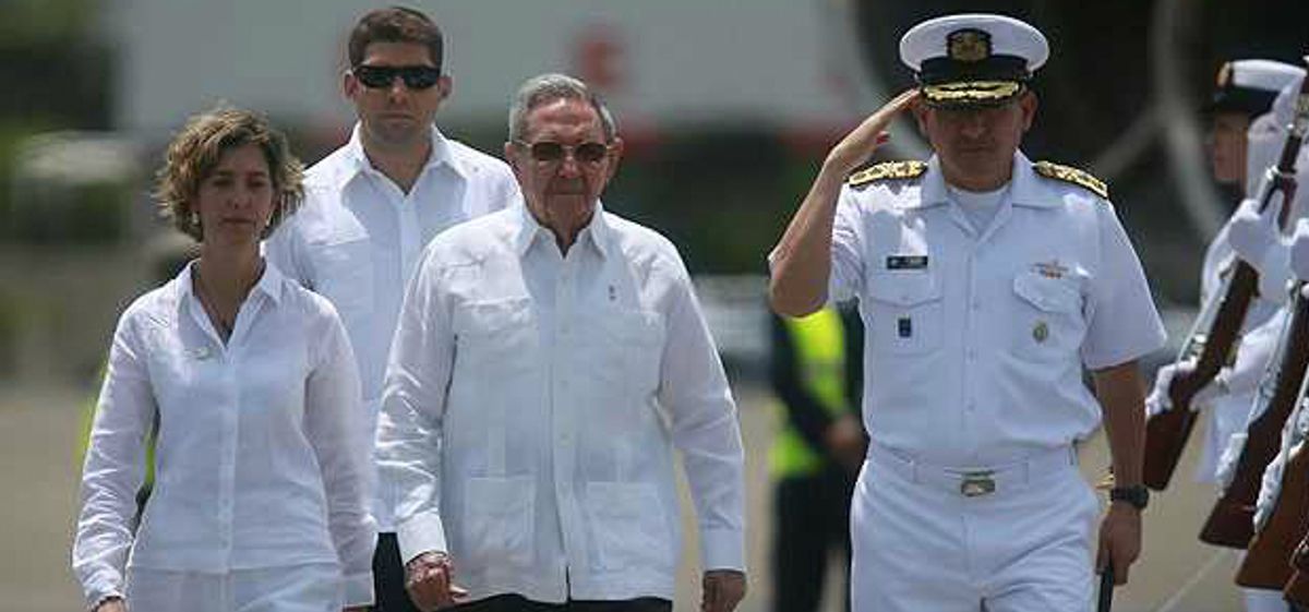Raúl Castro, que hospedó los diálogos de La Habana, es huésped ilustre en Cartagena