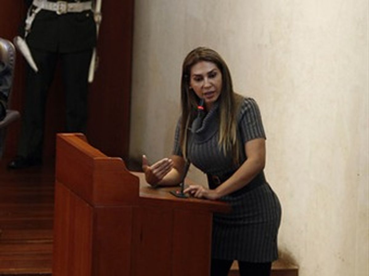 Exsenadora Rocío Arias salió ilesa de un atentado en Antioquia