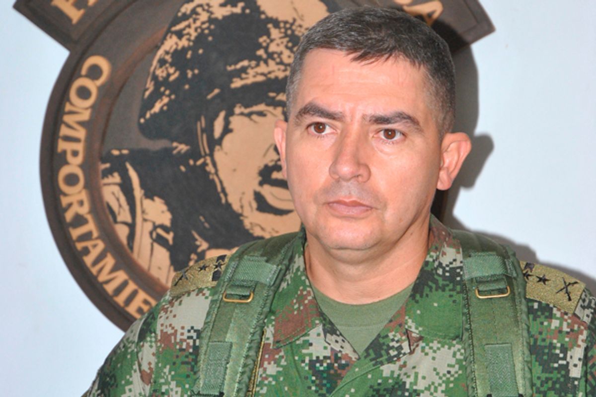 Coronel Marcos Pinto premió a los autores de un falso positivo