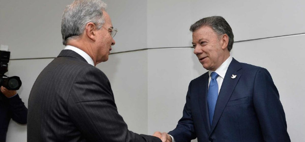 El senador Álvaro Uribe criticó desde Estados Unidos a Santos por el Nobel de Paz