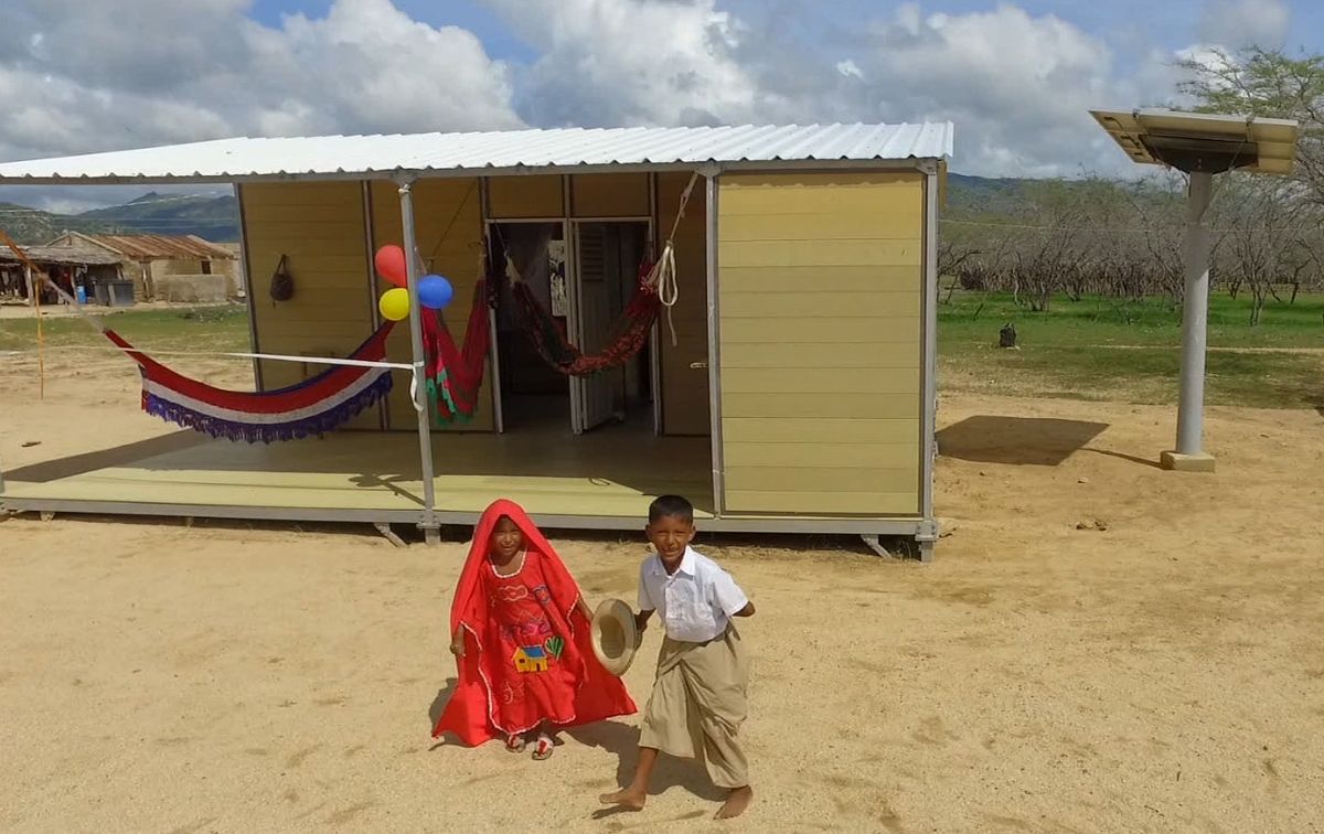Fondo de Adaptación entregó 200 casas climatizadas para familias de Uribia
