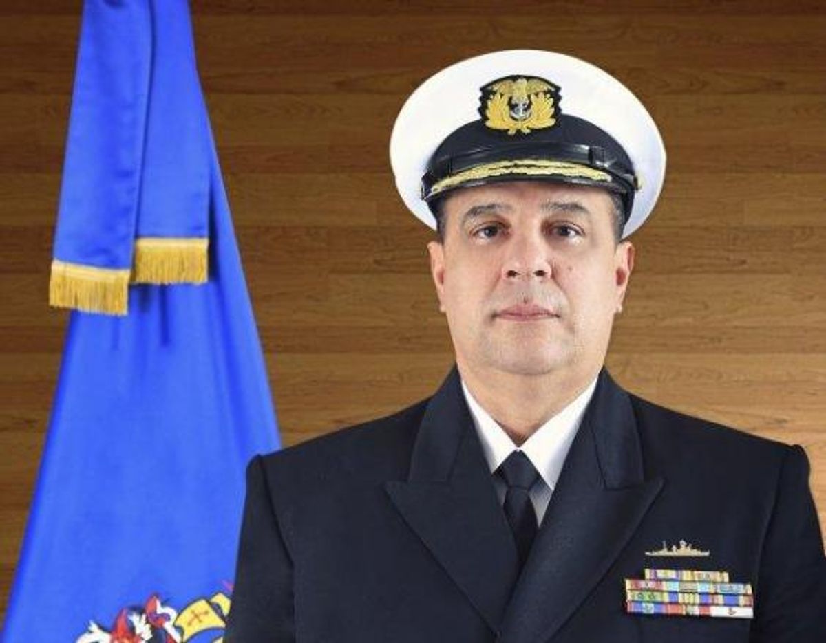 Falleció el comandante de la Armada Nacional, Leonardo Santamaría