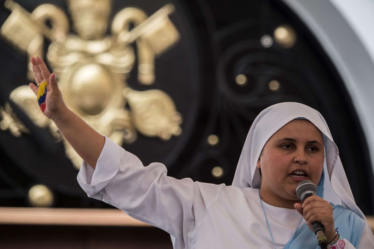 La monja rapera que le cantará al Papa Francisco en su visita a Colombia