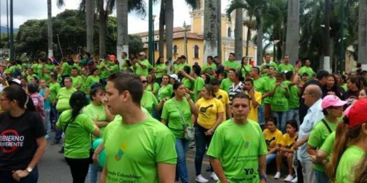 Más de 3000 trabajadores del calzado marcharon por crisis del sector en Bucaramanga