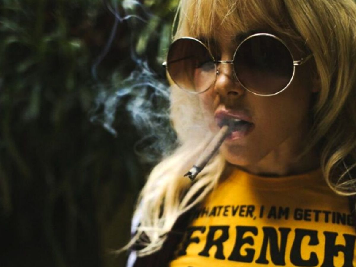 Natalia París no estaba fumando marihuana en la polémica foto que publicó