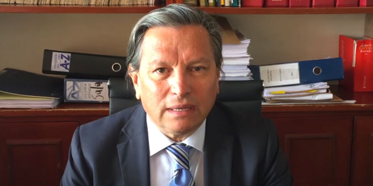 Magistrado Armando Novoa, en contra del CNE por archivar investigación contra Óscar Iván Zuluaga