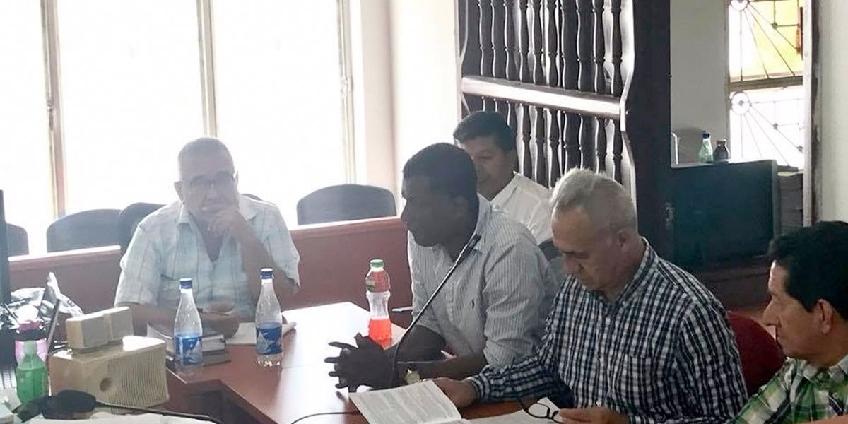 Envían a prisión al alcalde de Curillo por irregularidades en contratos