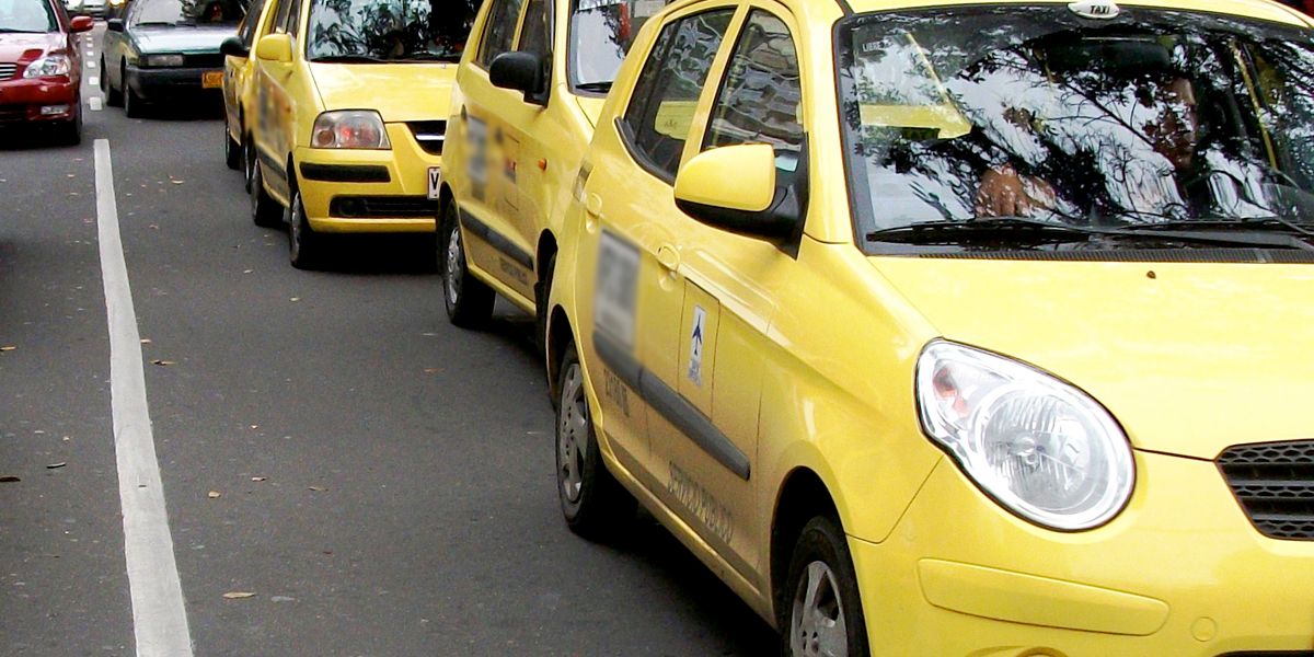 Taxistas convocan cese de actividades para el próximo 23 de octubre