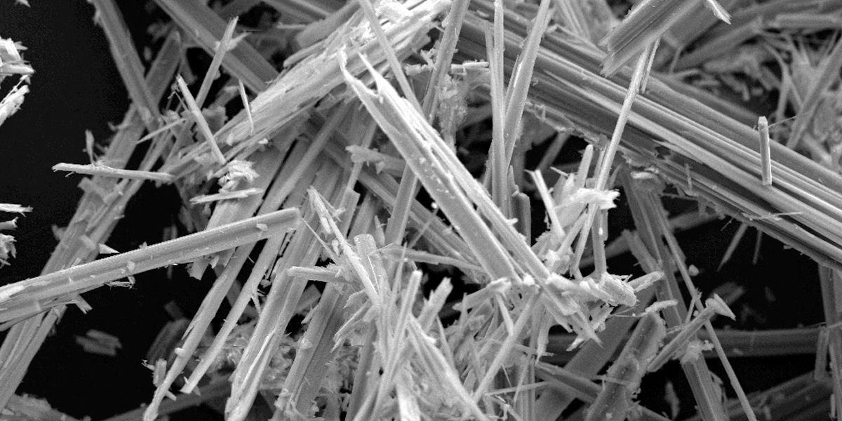 Defensoría reitera llamado para que se prohíba el uso de asbesto