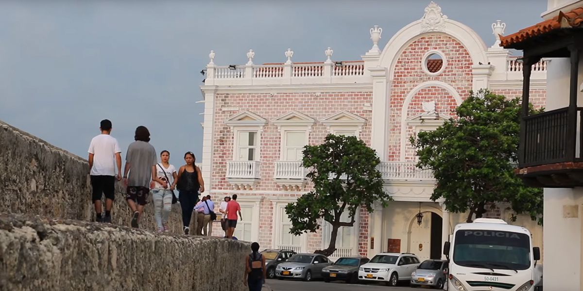 Aumenta 23,5 % visita de turistas franceses a Colombia