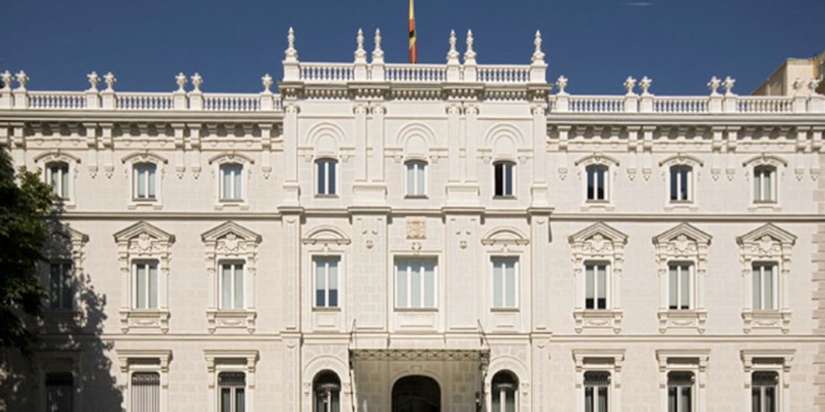 Cárcel para ocho miembros del gobierno catalán cesado