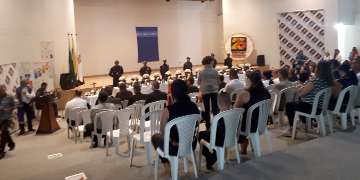 Fiscalía entrega restos de 14 víctimas en Medellín