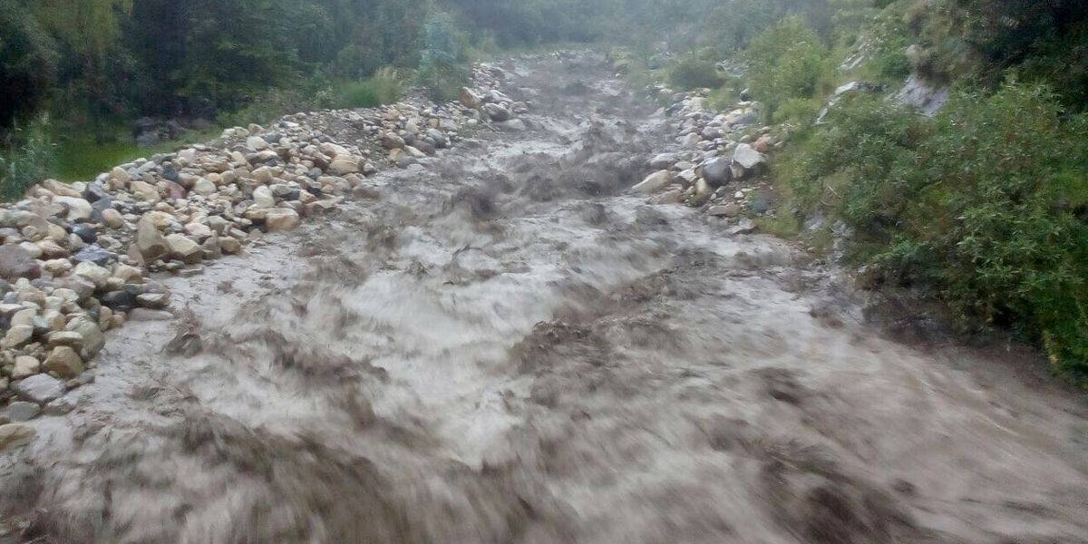 Máxima alerta por fuertes lluvias en Santander