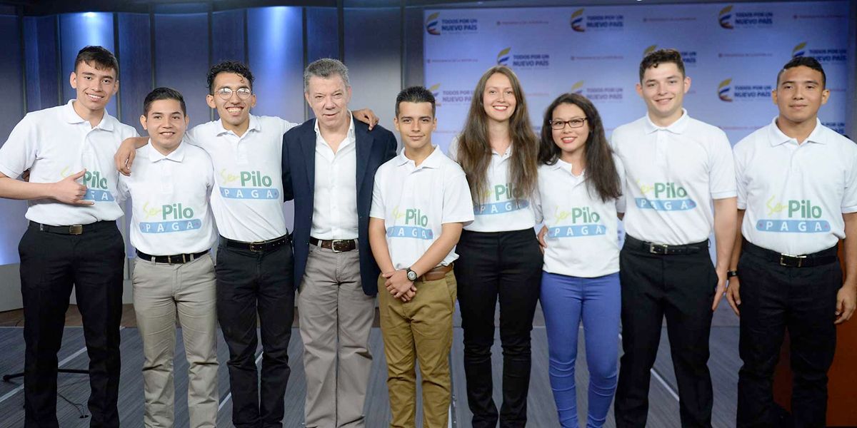 Santos anuncia nuevos incentivos en programa Ser Pilo Paga