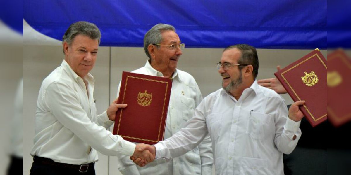 Acuerdo de paz Santos y Timochenko