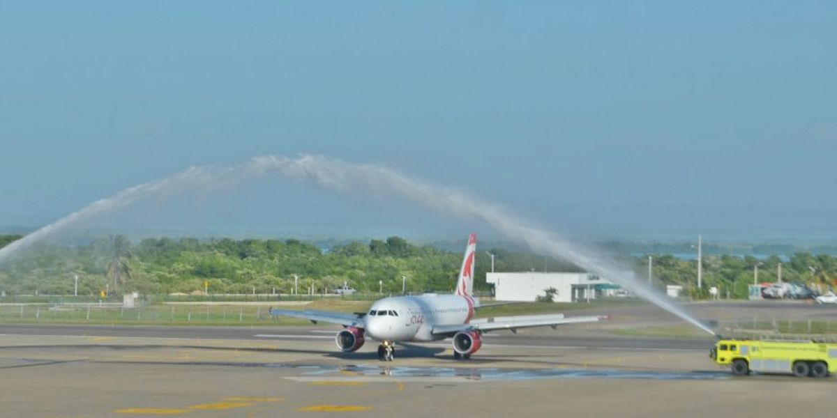 Comenzó a operar nuevo vuelo directo Toronto/Cartagena de Air Canadá