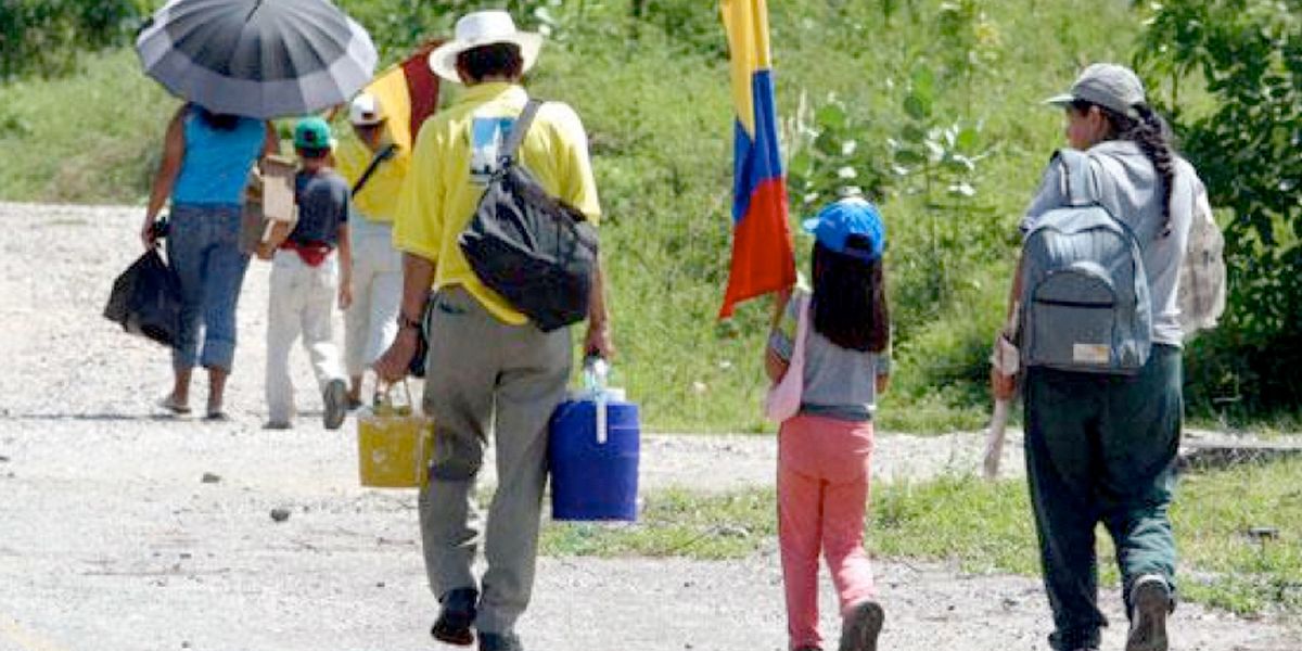 570 campesinos desplazados en el Bajo Cauca antioqueño