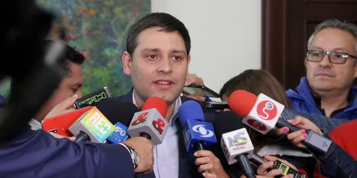 Archivan investigación contra Mauricio Lizcano por constreñimiento al elector