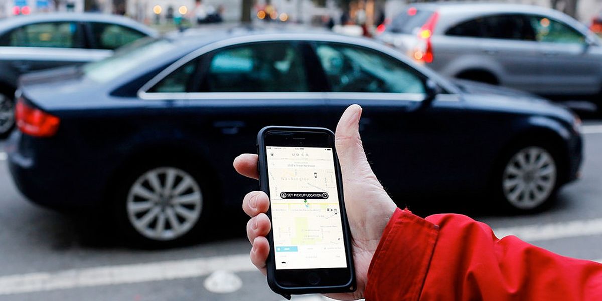 Usuarios de Uber denuncian cobros excesivos y robos