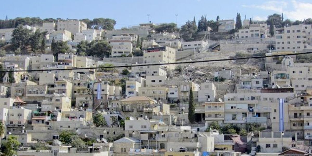 Israel aprueba construir más de mil viviendas en colonias en Cisjordania