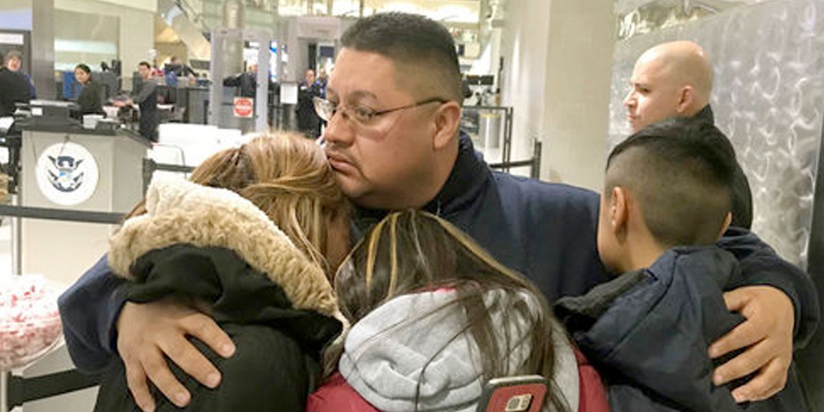 Mexicano fue deportado de Estados Unidos, luego de vivir allí 29 años