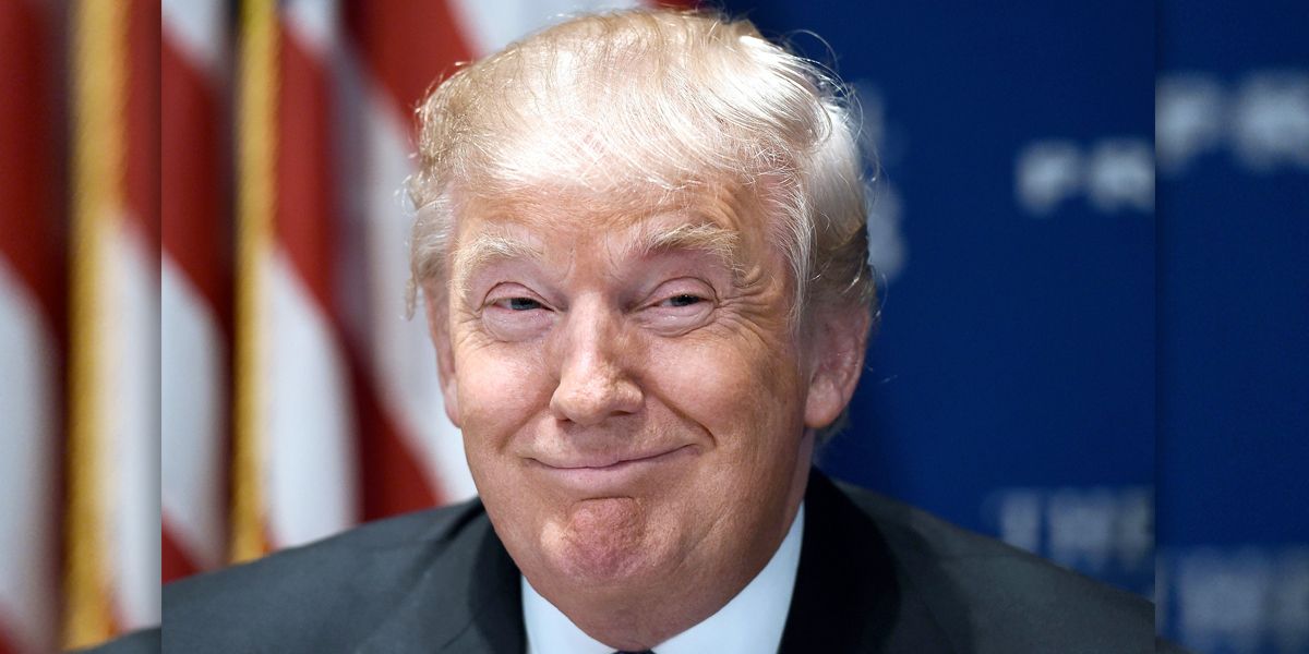 El Pdte. Trump anuncia los ganadores del premio ‘Fake News’