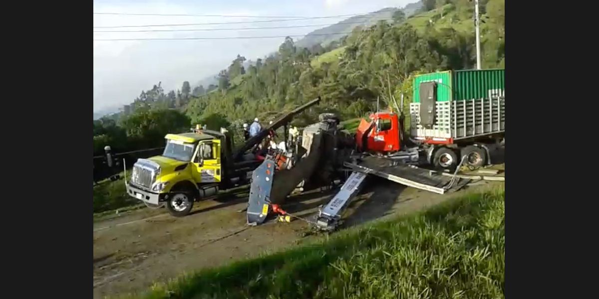Dos muertos por accidente de tránsito en vía Bogotá-Girardot
