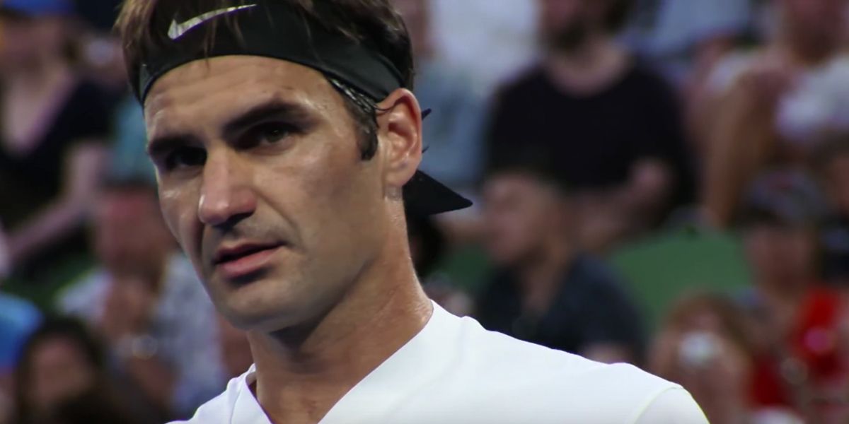 Federer arrolla en tres sets al alemán Jan-Lennard Struff