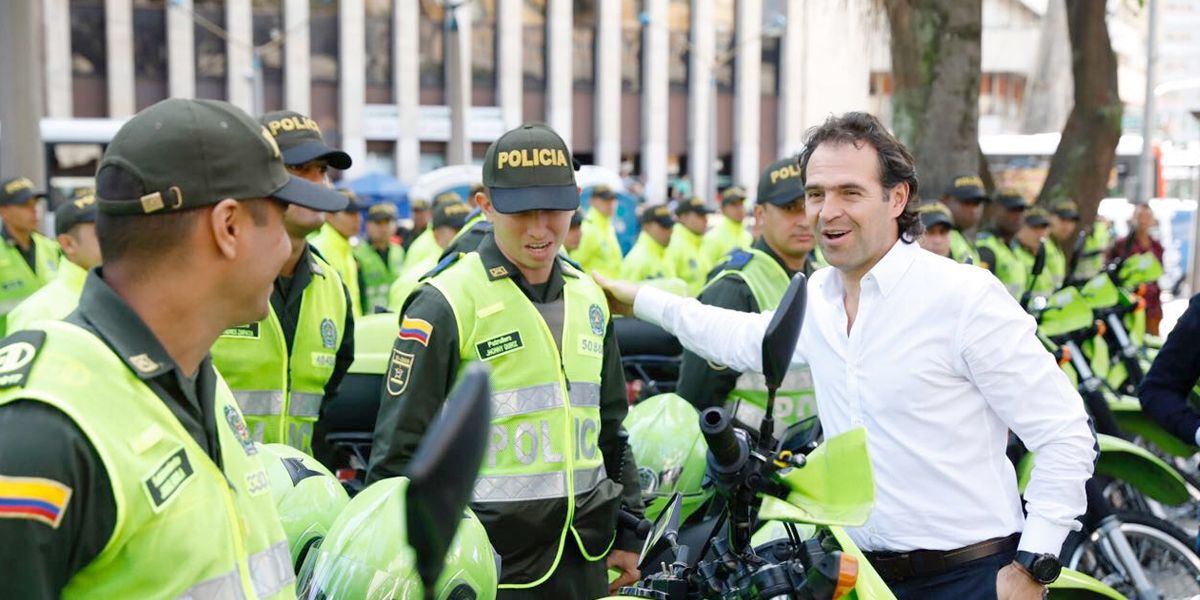 Policía dispone refuerzo especial de seguridad para alcalde de Medellín