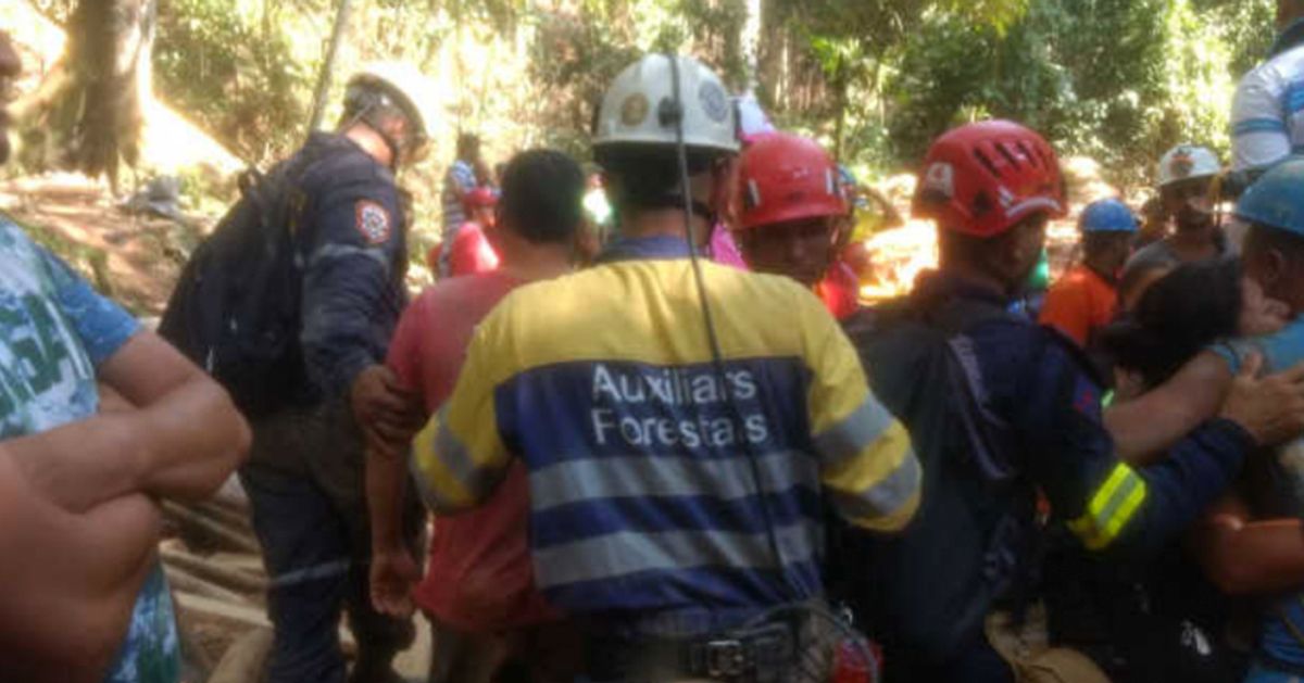 Rescatados con vida los siete mineros atrapados en el municipio de Remedios