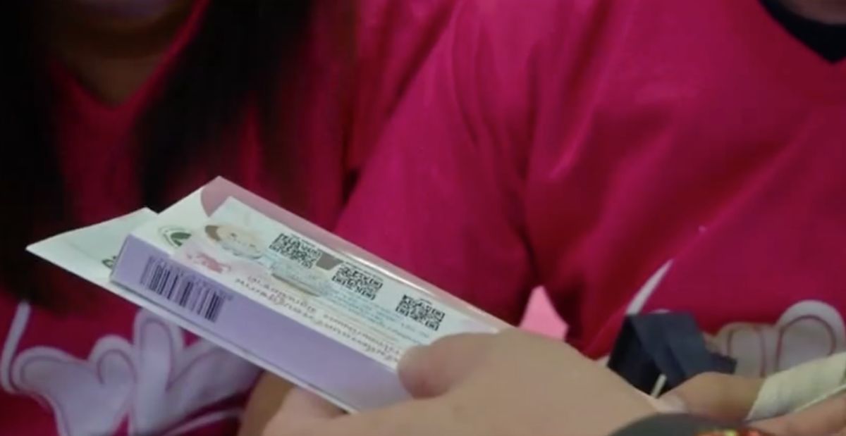 Regalan ‘pastillas del amor’ en San Valentín, para aumentar natalidad en Tailandia