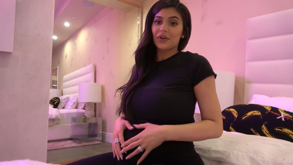 Kylie Jenner anuncia el nacimiento de una niña y enciende las redes sociales con este video