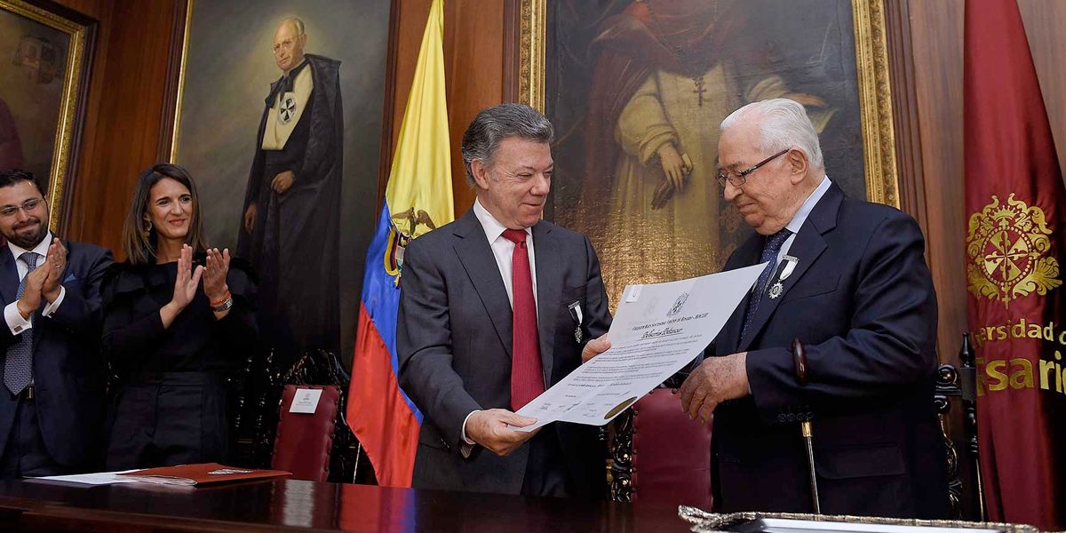 Pdte. Santos critica a expresidentes que ‘pretenden aferrarse al poder’