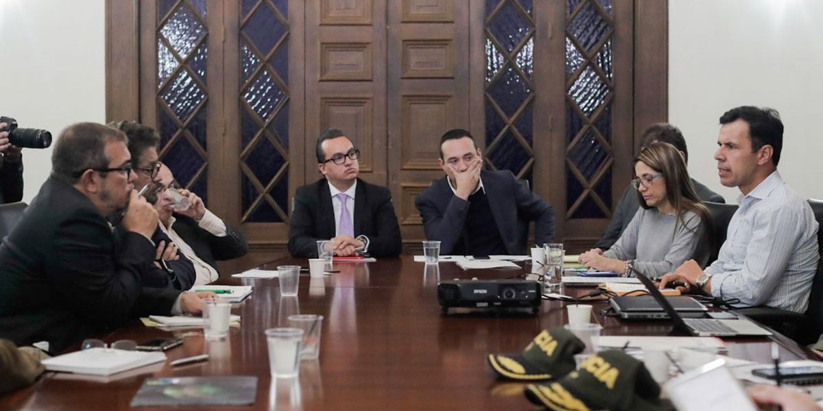 Gobierno considera que FARC puede reanudar actividad política
