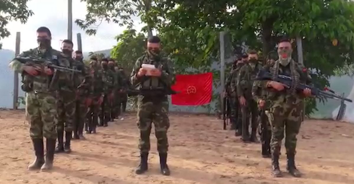 Disidencia del EPL declara objetivo militar a los guerrilleros de las Farc que no firmaron la paz
