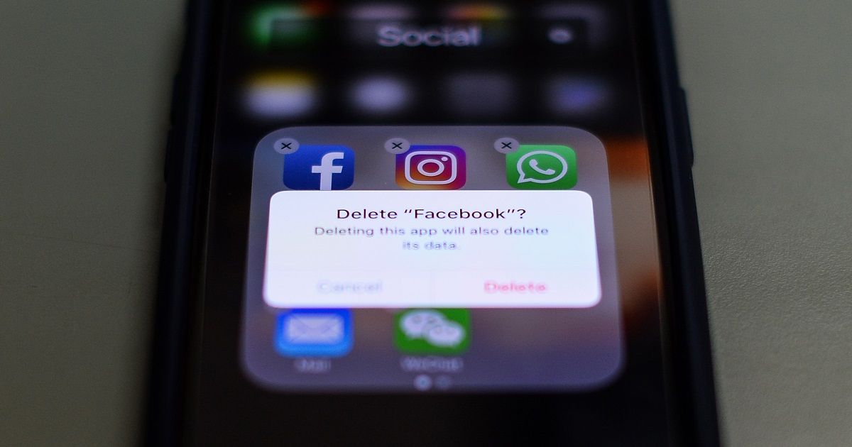 Los ‘poderosos’ que han cerrado sus cuentas en Facebook por la filtración de datos