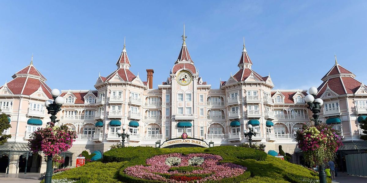 Disney cobrará estacionamientos a los huéspedes de sus hoteles