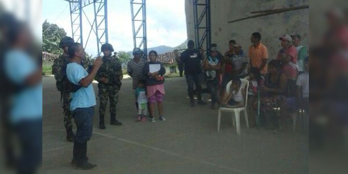 30 militares retenidos en la Vega, Cauca