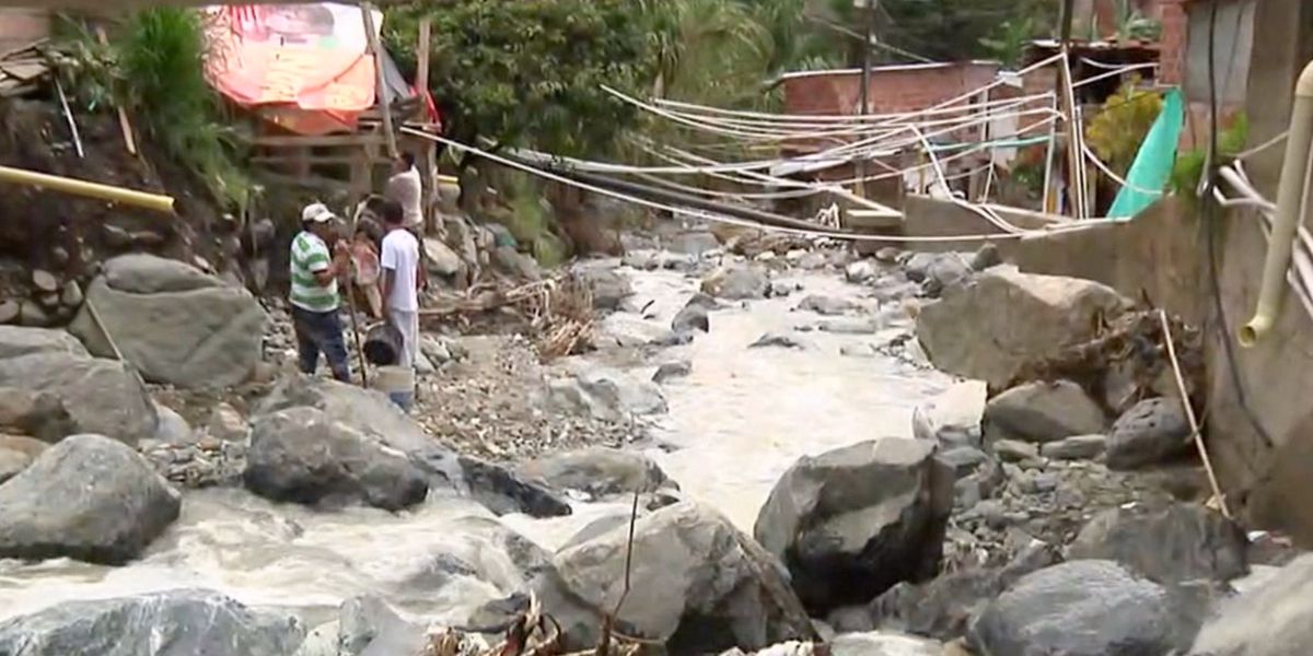 Emergencia por desbordamientos en Bello, Antioquia
