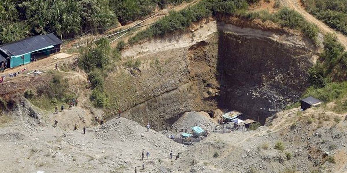 Fueron rescatados los 14 mineros atrapados en una mina de Marmato, Caldas