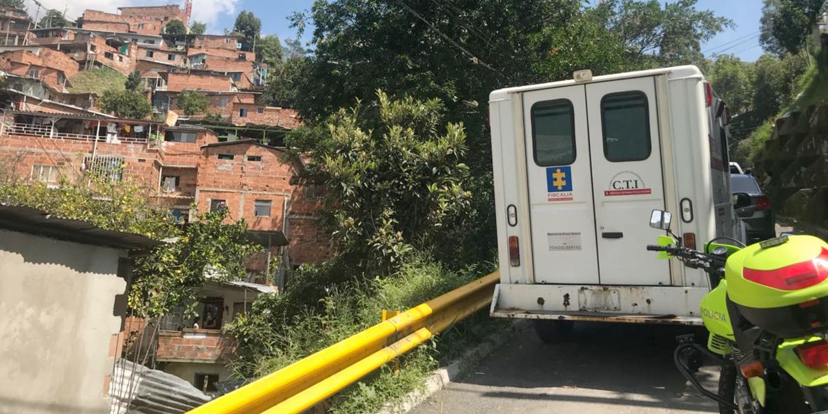 Explosión de granada en Medellín deja dos muertos