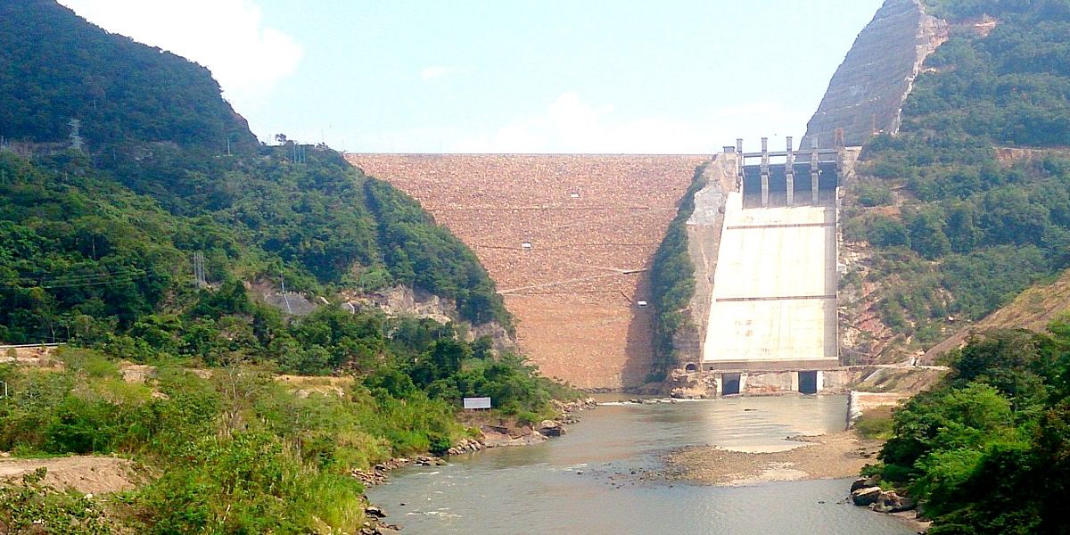 Anuncian cierre temporal de compuertas de Hidroeléctrica Sogamoso