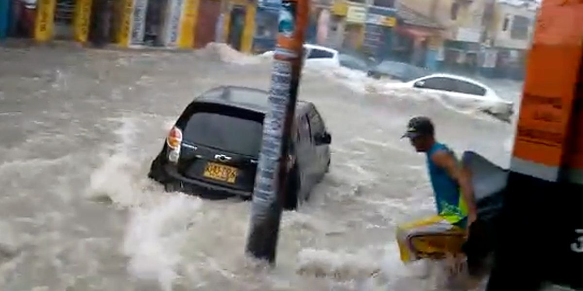Más de 500 viviendas afectadas dejó un fuerte aguacero en Soledad