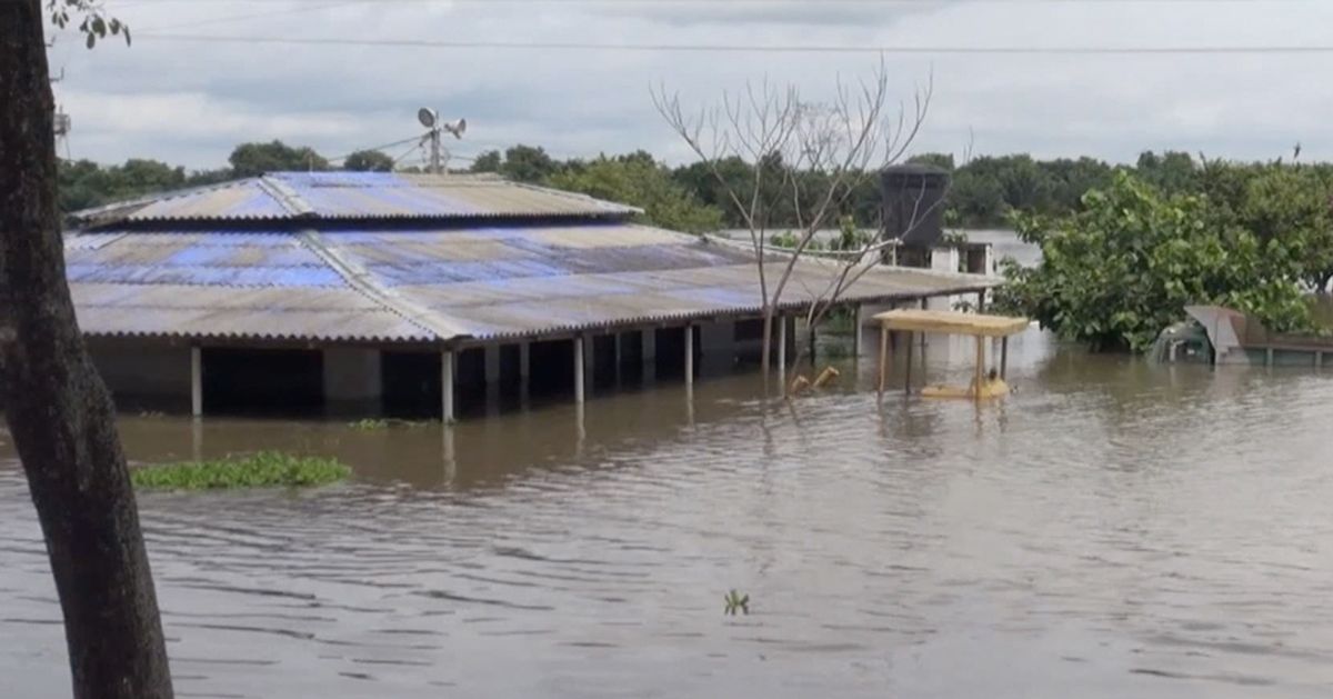 1200 familias damnificadas por desbordamiento del río Magdalena en el municipio El Banco