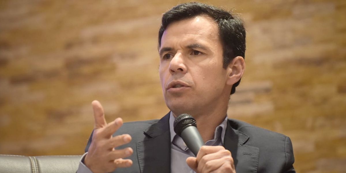 Citan a audiencia pública al ministro del Interior, Guillermo Rivera
